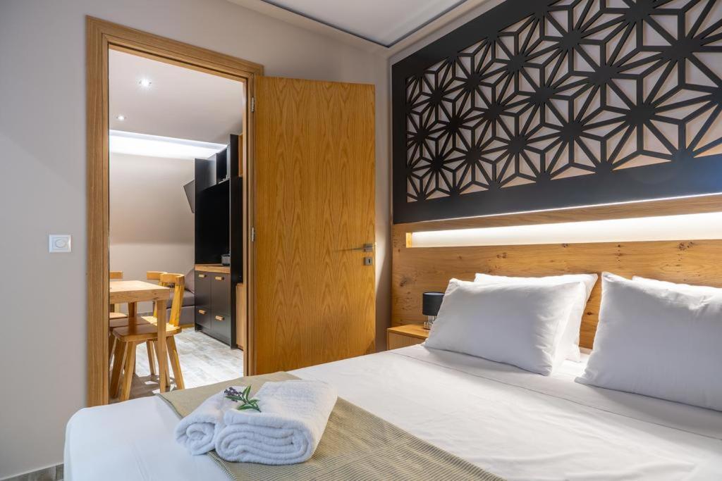 Zama Suites Zakynthos stad Exteriör bild